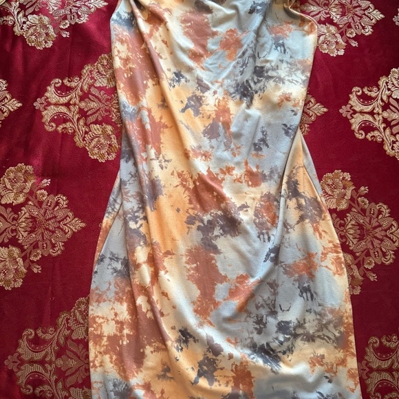 🔥 Must-Have Tie-Dye Cowl Neck Mini Dress – Size Large 🔥 - Picture 5 of 5